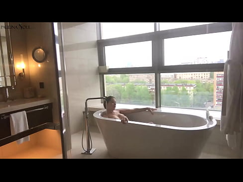 ❤️ Огромно бебе кое страсно ја тресе пичката во бањата ❤️ Секс видео на mk.porn-evooli.ru ☑